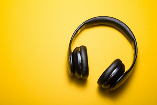 Sony WH-1000XM4 Noise Canceling Headphones